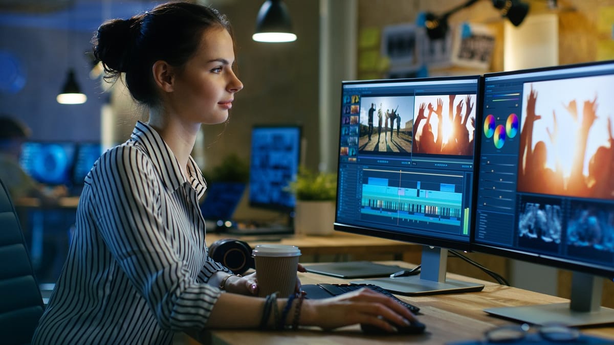 Strata Studio 16 review: a desktop you can carry